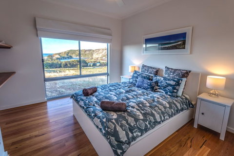 Middle River Beach House - East & West House - Great Ocean Road Tourism 13