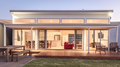 Middle River Beach House - East & West House - Great Ocean Road Tourism 7