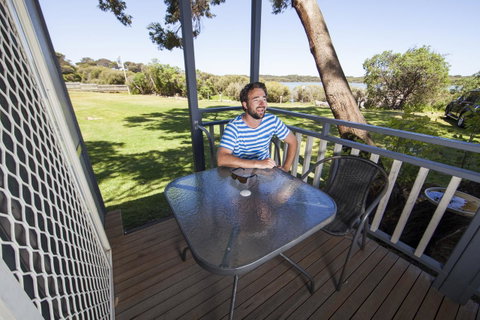 Lakeside Tourist Park - Great Ocean Road Tourism 0