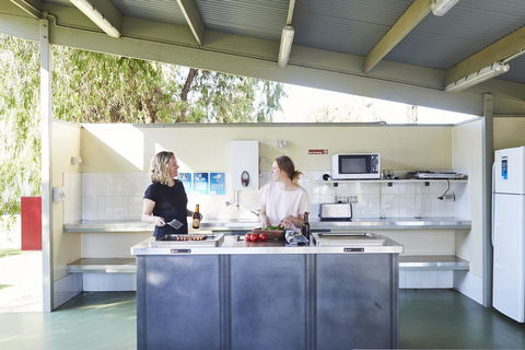 NRMA Victor Harbor Beachfront Holiday Park - Great Ocean Road Tourism 25