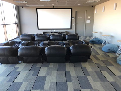 CENTRAL ESCAPE 2 BEDROOM @ ADELAIDE CBD - Great Ocean Road Tourism 19