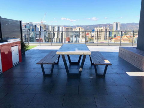 CENTRAL ESCAPE 2 BEDROOM @ ADELAIDE CBD - Great Ocean Road Tourism 17