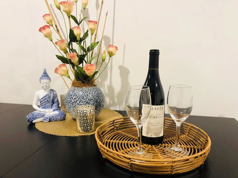 CENTRAL ESCAPE 2 BEDROOM @ ADELAIDE CBD - Great Ocean Road Tourism 0