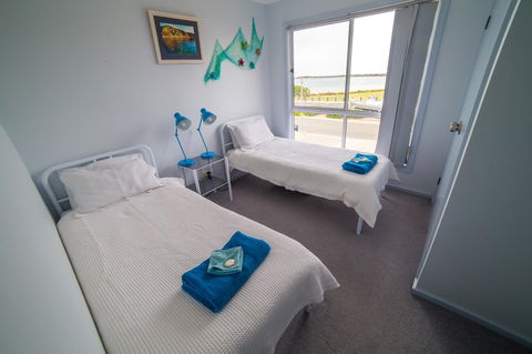 Marina Reflections - Great Ocean Road Tourism 16