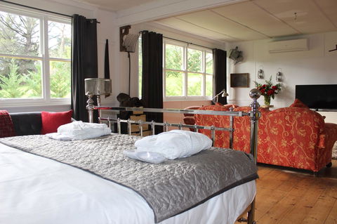 Pirralilla Estate Adelaide Hills - Great Ocean Road Tourism 1