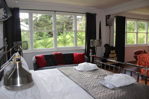 Pirralilla Estate Adelaide Hills - Great Ocean Road Tourism 3