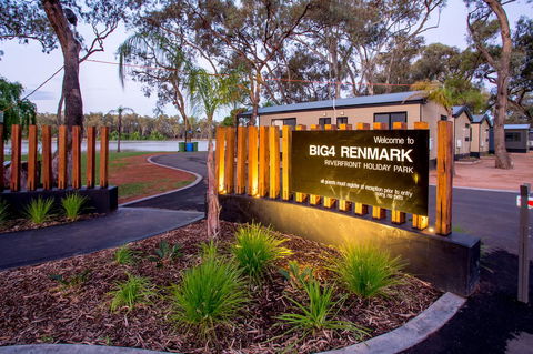 BIG4 Renmark Riverfront Holiday Park - Great Ocean Road Tourism 27