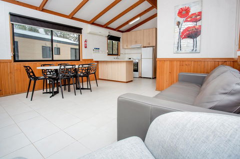 BIG4 Renmark Riverfront Holiday Park - Great Ocean Road Tourism 1