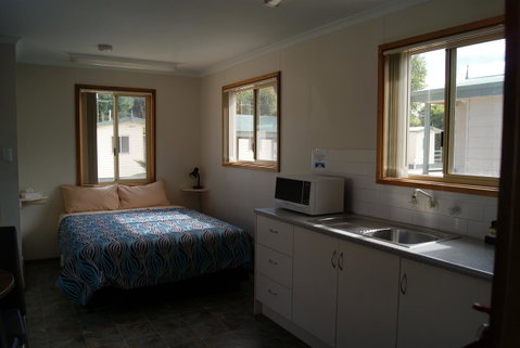 Ardrossan Caravan Park - Great Ocean Road Tourism 14