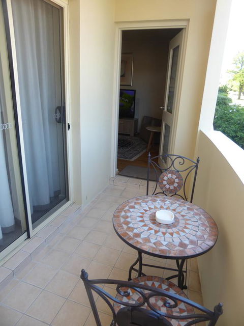 ADELAIDE CENTRAL APARTMENT - 3BR, 2BATH & CARPARK - Great Ocean Road Tourism 20
