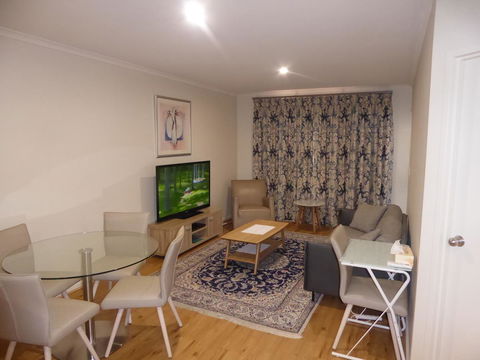 ADELAIDE CENTRAL APARTMENT - 3BR, 2BATH & CARPARK - Great Ocean Road Tourism 2