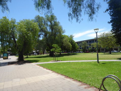 ADELAIDE CENTRAL APARTMENT - 3BR, 2BATH & CARPARK - Great Ocean Road Tourism 32