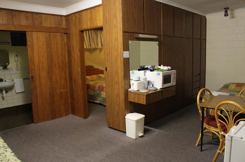 Island Motel Kingscote - Great Ocean Road Tourism 9