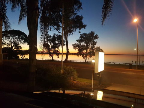 Barmera Lake Resort Motel - Great Ocean Road Tourism 0