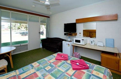 Barmera Lake Resort Motel - Great Ocean Road Tourism 15