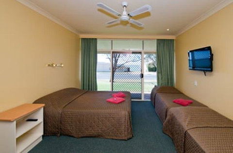 Barmera Lake Resort Motel - Great Ocean Road Tourism 13