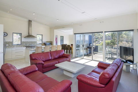 Saar River House - Great Ocean Road Tourism 1