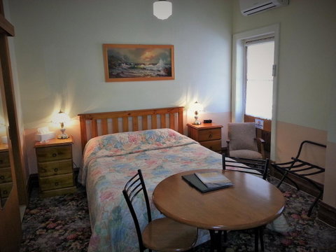 Sonbern Lodge Motel - Great Ocean Road Tourism 14