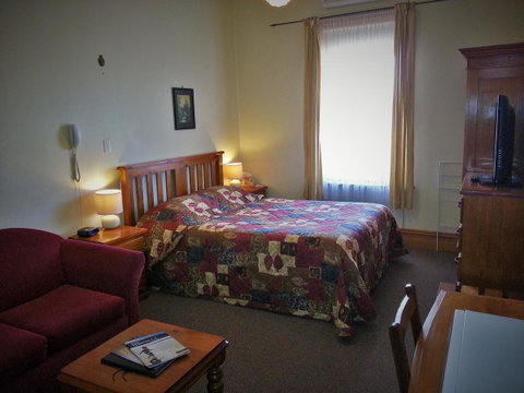 Sonbern Lodge Motel - Great Ocean Road Tourism 5