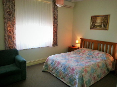 Sonbern Lodge Motel - Great Ocean Road Tourism 11