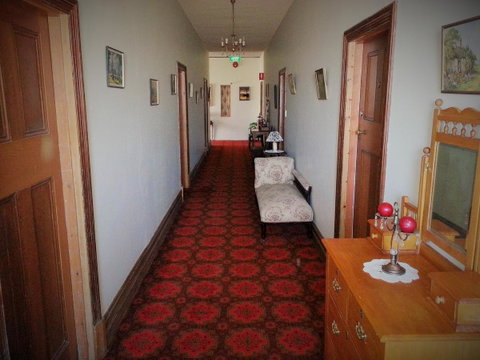 Sonbern Lodge Motel - Great Ocean Road Tourism 13