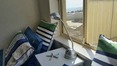 Acaill Accommodation Esplanade Living Self Check-In Self Check-Out - Great Ocean Road Tourism 20