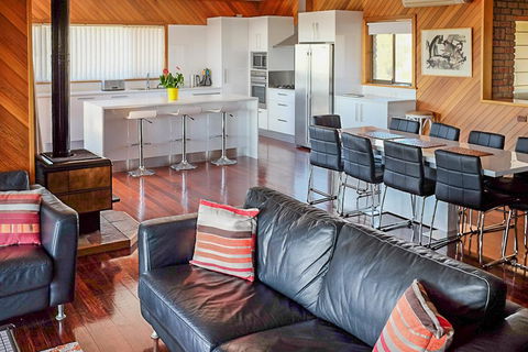 Seacroft - Great Ocean Road Tourism 5