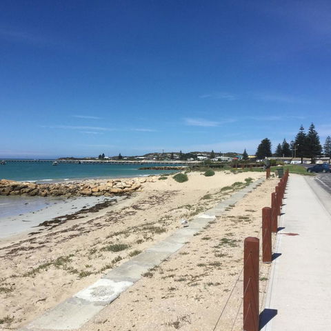 Railway Cottage In Beachport - Great Ocean Road Tourism 8