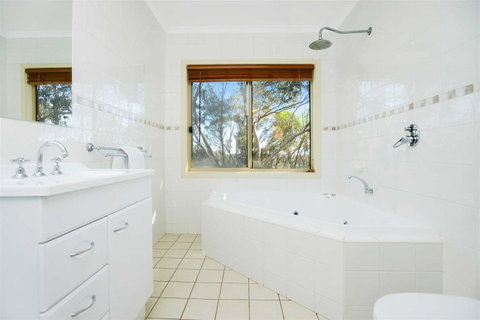 Shiraz Cottage - Great Ocean Road Tourism 5