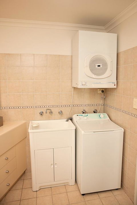 Mawson Lakes Hotel - Great Ocean Road Tourism 42