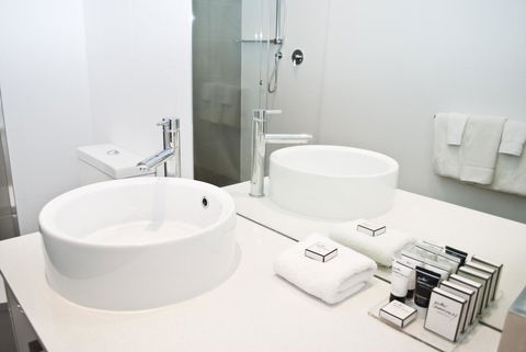 Mawson Lakes Hotel - Great Ocean Road Tourism 4