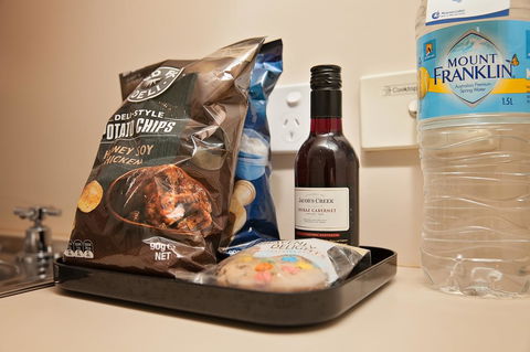 Mawson Lakes Hotel - Great Ocean Road Tourism 43