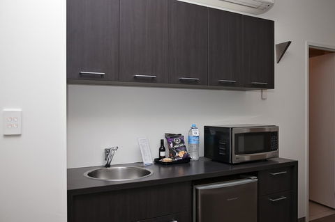 Mawson Lakes Hotel - Great Ocean Road Tourism 33