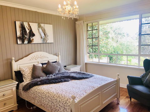 Stunning House With Beautiful Entertainment Area!! - Great Ocean Road Tourism 2