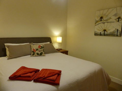 Andy\'s Accommodation - Great Ocean Road Tourism 0