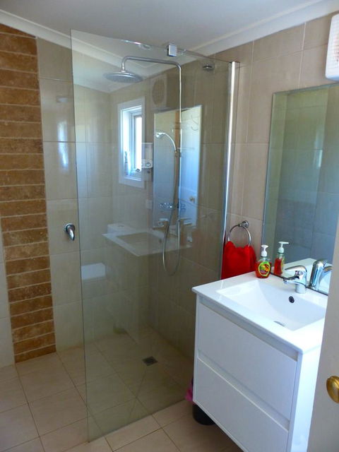 Andy\'s Accommodation - Great Ocean Road Tourism 21