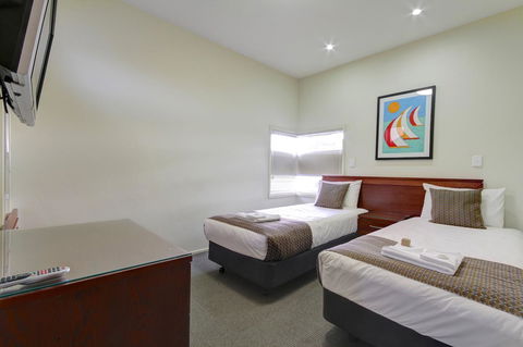 Strath Motel - Great Ocean Road Tourism 17