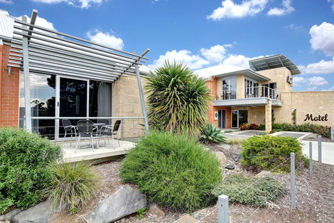 Strath Motel - Great Ocean Road Tourism 23