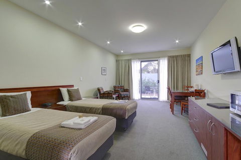Strath Motel - Great Ocean Road Tourism 2