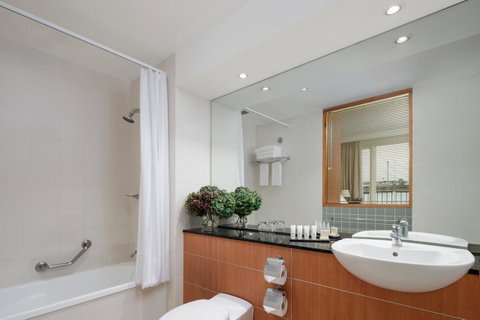 Rydges Newcastle - Great Ocean Road Tourism 20