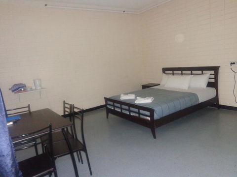 Adelaide Backpackers And Travellers Inn - Great Ocean Road Tourism 25