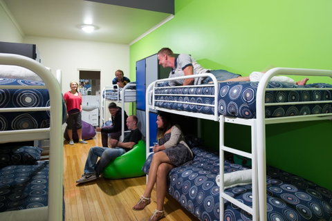 Port Lincoln Studio Apartments - Great Ocean Road Tourism 21