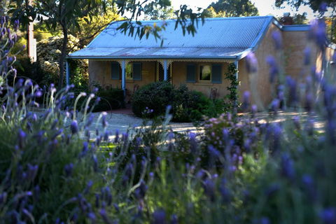 Donnybrook Cottages - Donnybrook - Great Ocean Road Tourism 0