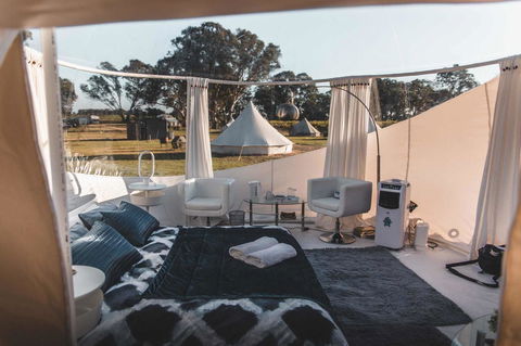 Coonawarra Bubble Tents - Great Ocean Road Tourism 11