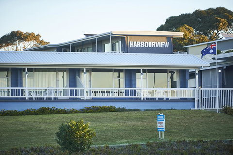 Harbour View Apartments - Great Ocean Road Tourism 6