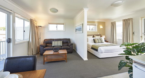 Harbour View Apartments - Great Ocean Road Tourism 2