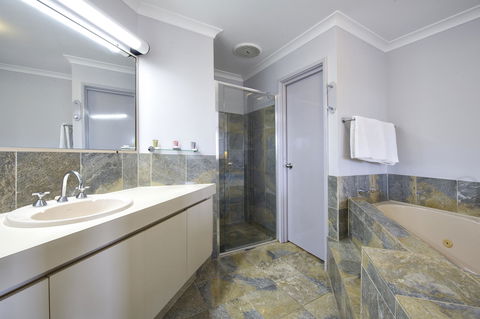 Abbey Beach Resort - Great Ocean Road Tourism 19