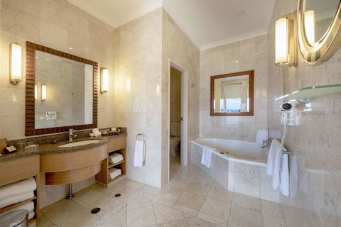 Duxton Hotel Perth - Great Ocean Road Tourism 14