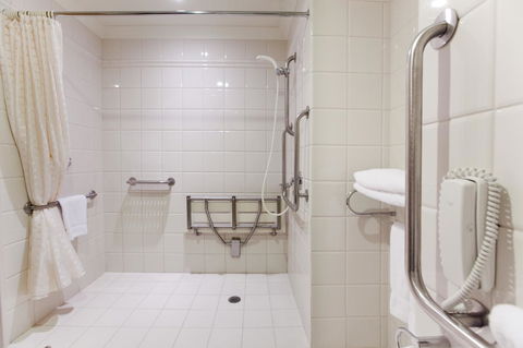 Duxton Hotel Perth - Great Ocean Road Tourism 4