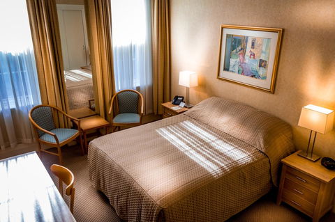 European Hotel - Great Ocean Road Tourism 3